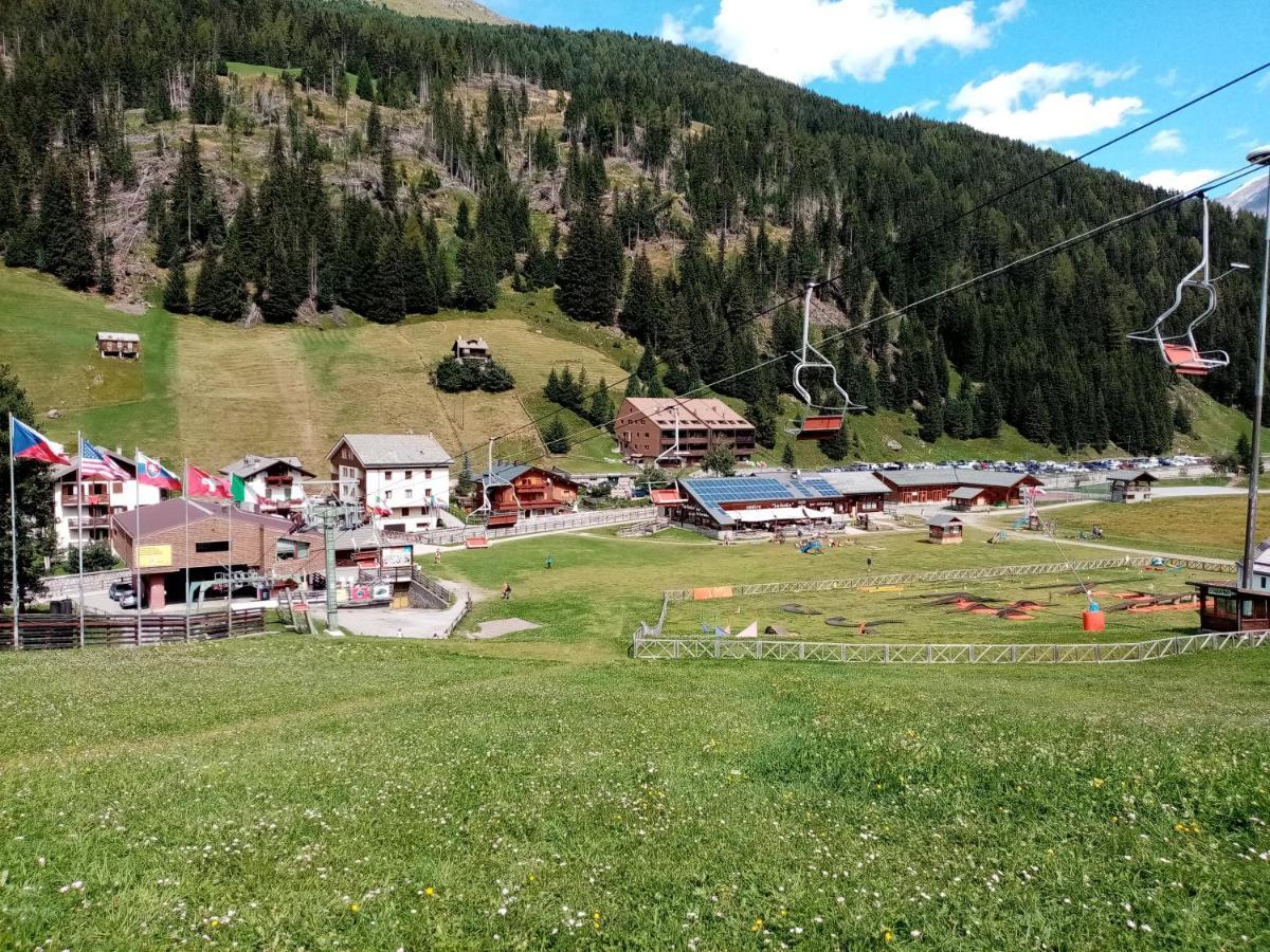 Comodo Alloggio Con Accesso Diretto Alle Piste Santa Caterina Valfurva Eksteriør bilde