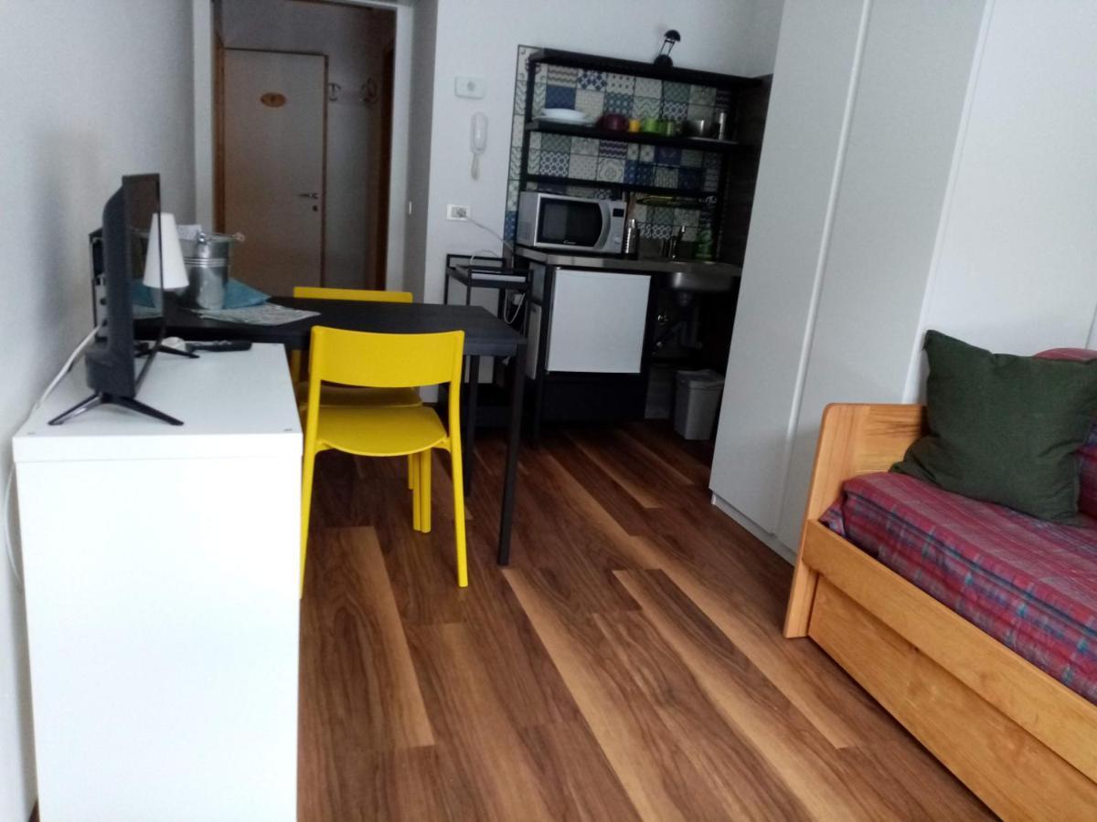 Comodo Alloggio Con Accesso Diretto Alle Piste Santa Caterina Valfurva Eksteriør bilde