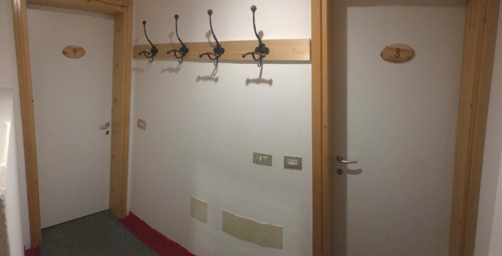 Comodo Alloggio Con Accesso Diretto Alle Piste Santa Caterina Valfurva Eksteriør bilde
